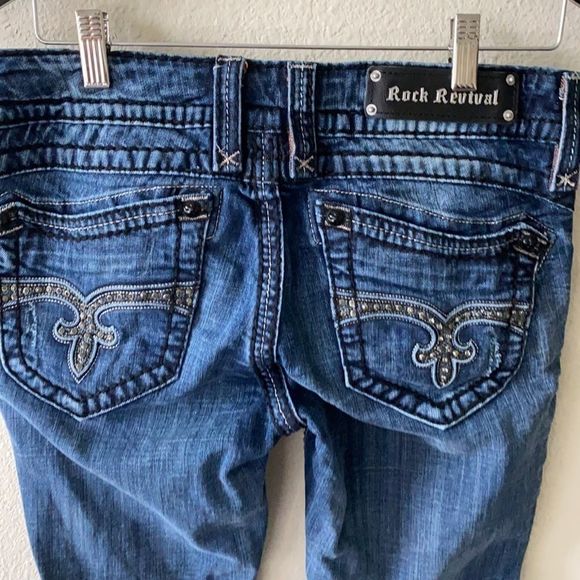 Rock Revival | Amy Boot - Picture 7 of 10